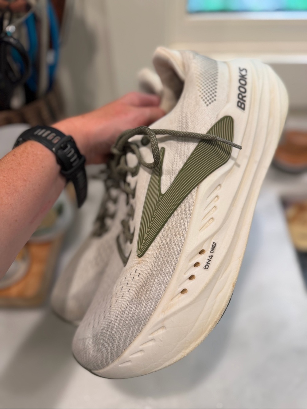 Brooks Glycerin Max Running Shoes Men’s Size 12.5 White Olive Max Cushion - Picture 4 of 7